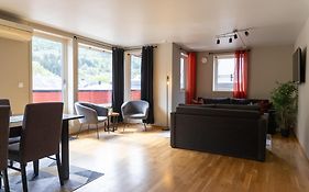Stryn Apartments - City Center - Modern Suites